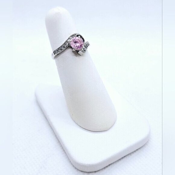 Sterling silver 925 Rose Color Simulant Diamond Simple Round Stone Ring - Picture 4 of 9